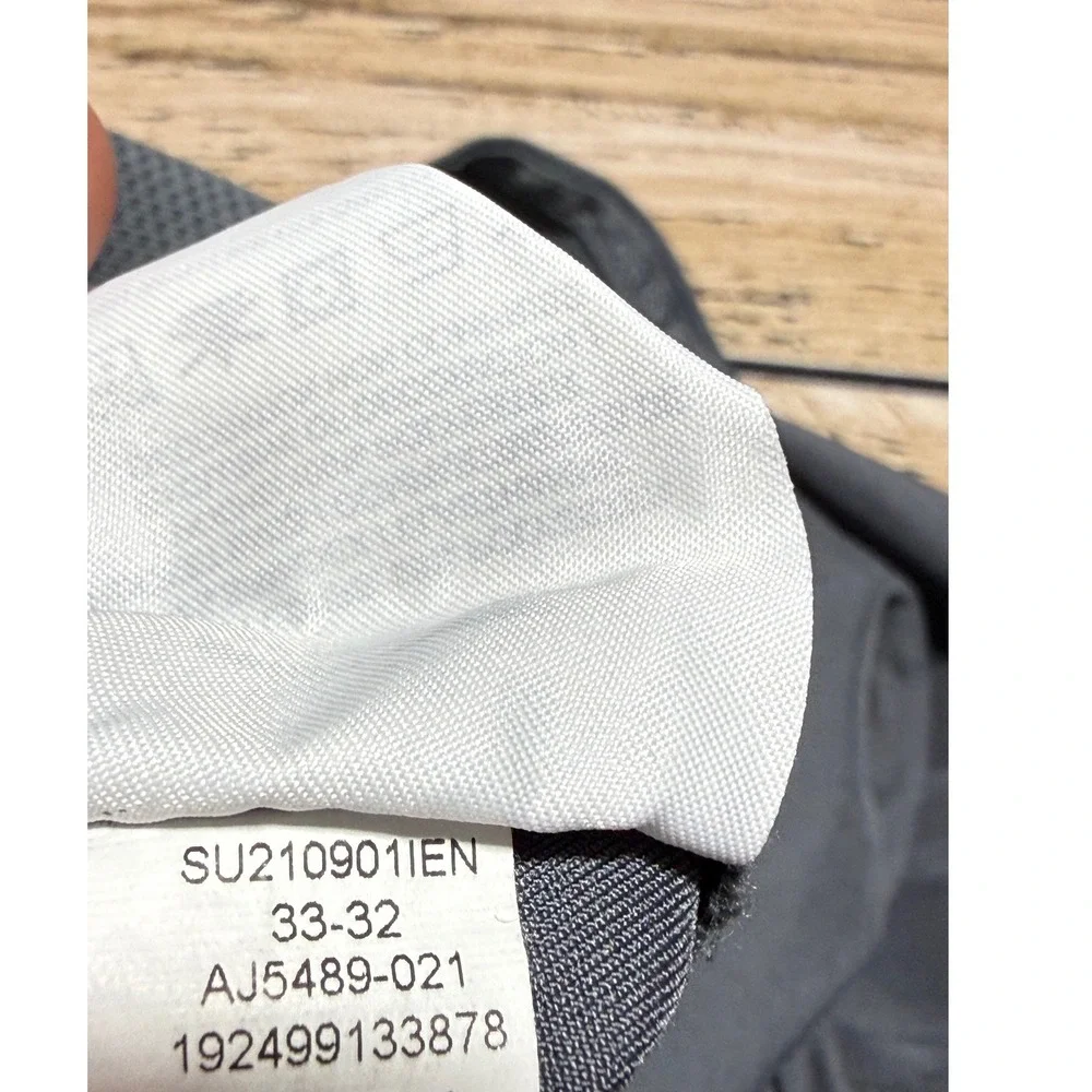 Nike Golf Pants Mens 33x32 Gray Dri-FIT Standard Fit Flat Front AJ5489-021